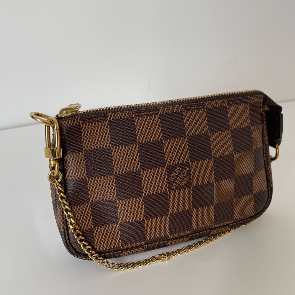 SOLD Louis Vuitton Mini Pochette Damier Ébène - Picture 4 of 14